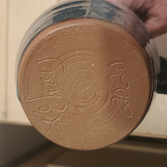 Beautiful Blue Pottery Mug - Picture 3 of 4